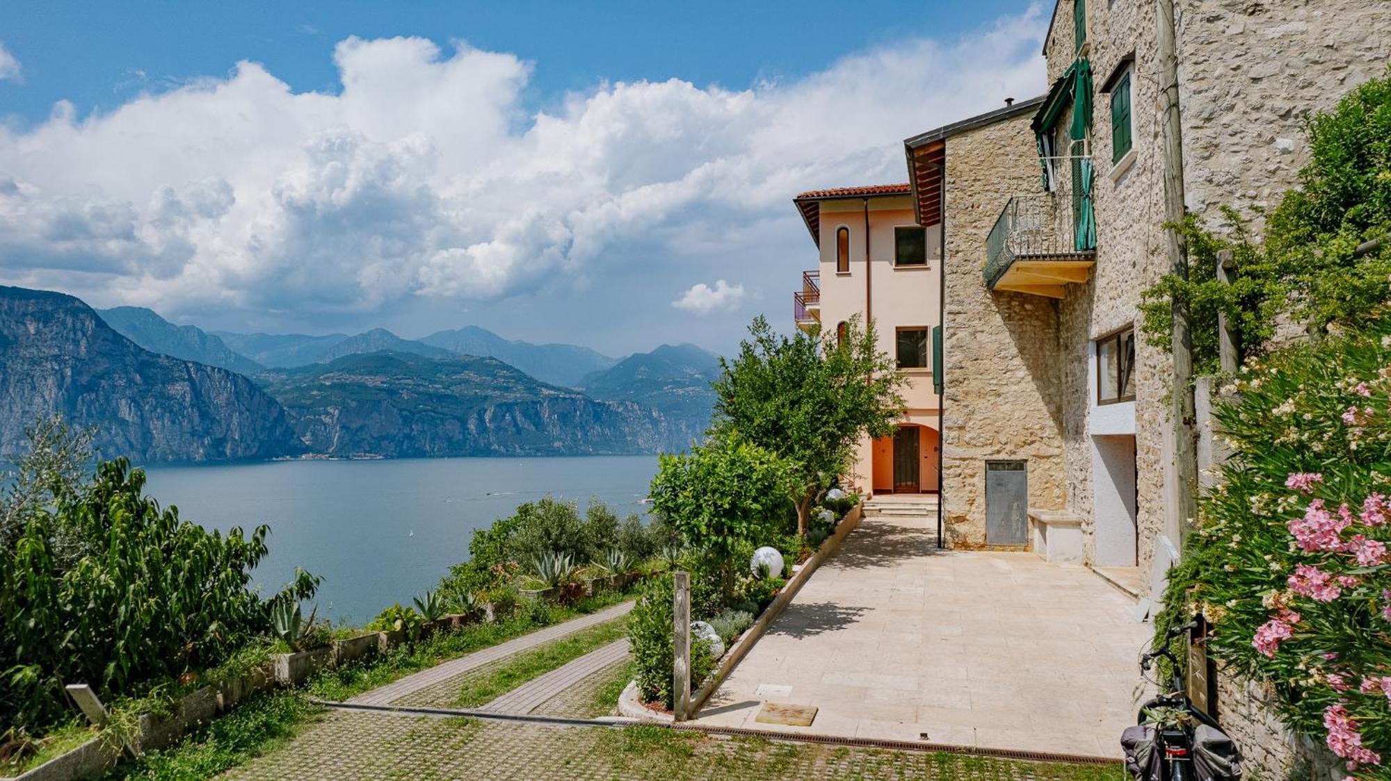 View Garda Lake Brenzone sul Garda Εξωτερικό φωτογραφία